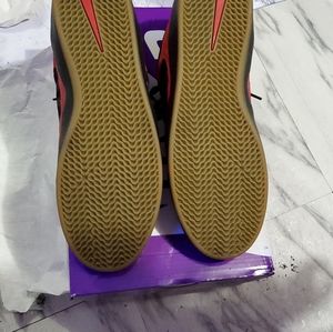 Red ishod Nike low cute shoes